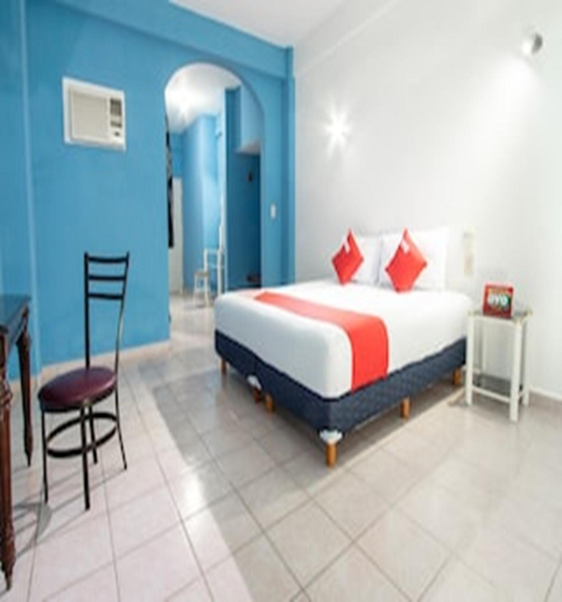 Oyo Hotel Estacion,Jose Cardel,Parque Central Revolucion Extérieur photo