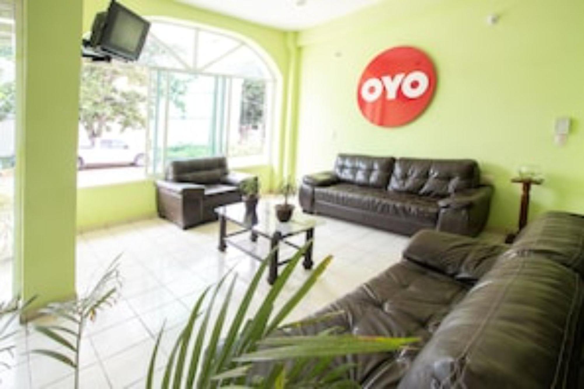 Oyo Hotel Estacion,Jose Cardel,Parque Central Revolucion Extérieur photo
